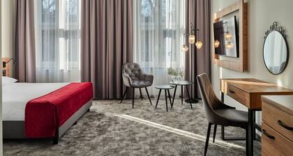 1891 Garni Hotel