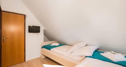 Beautiful Home in Bedenica With 3 Bedrooms, Sauna and Heated Swimming Pool