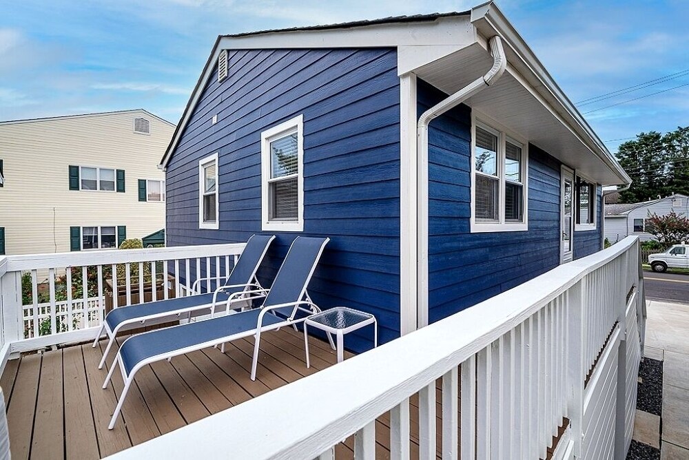 Salty Dog Beach House in Cape May's Historic District 