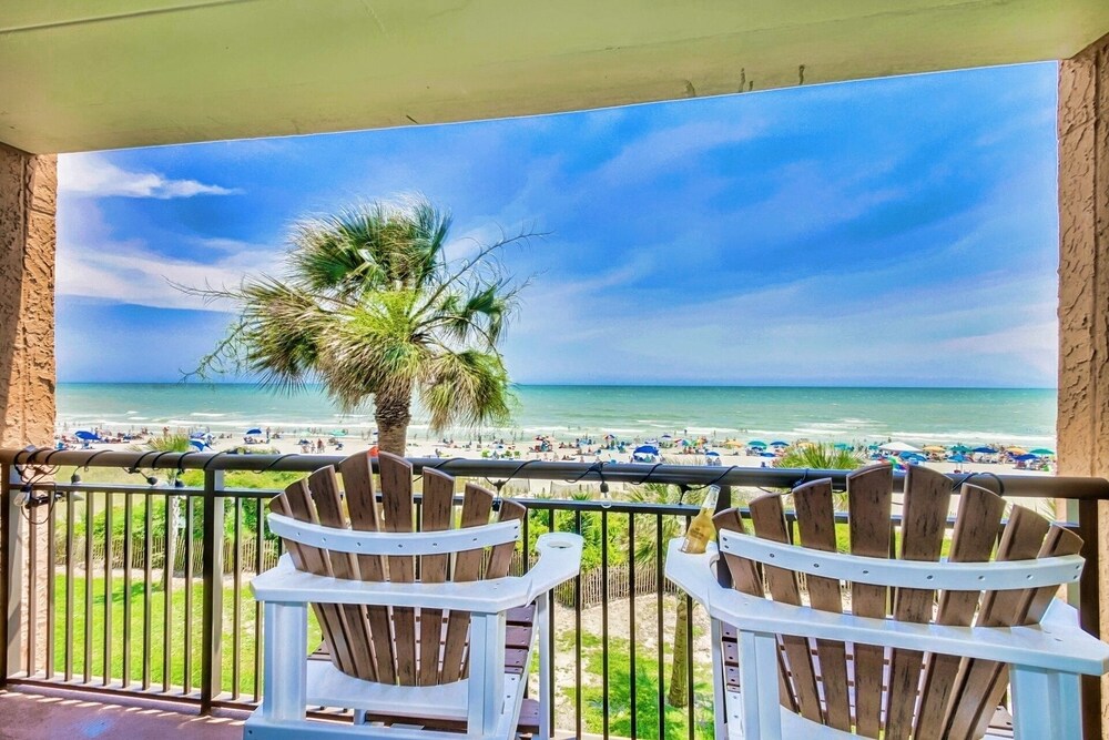 RARE JACUZZI HONEYMOON CONDO/1000SQFT/2BATH/SWING