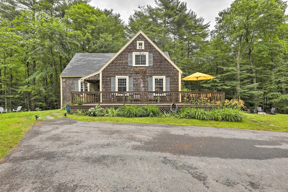 Charming Jaffrey Cottage w/ Mount Monadnock Views!