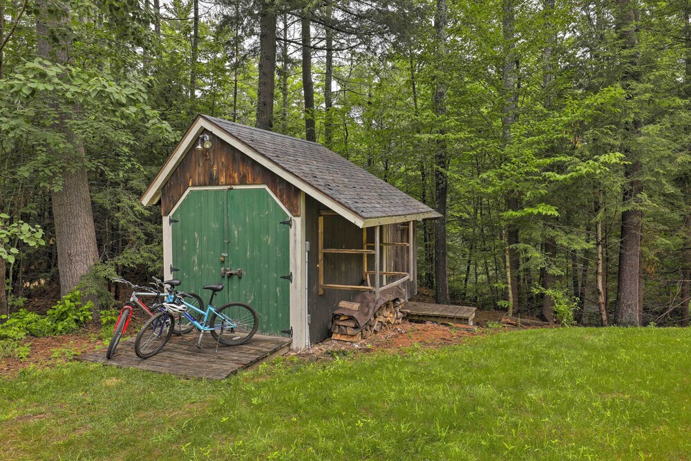 Charming Jaffrey Cottage w/ Mount Monadnock Views!