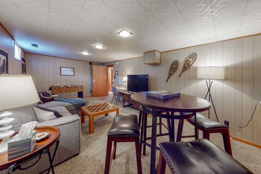 The Hobbs House perfect family getaway! in Cheyenne Best Rates