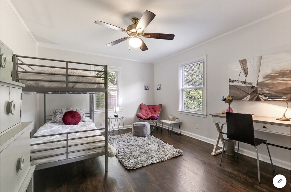 2BR/1BA Designer House in Decatur Belvedere Park Vrbo