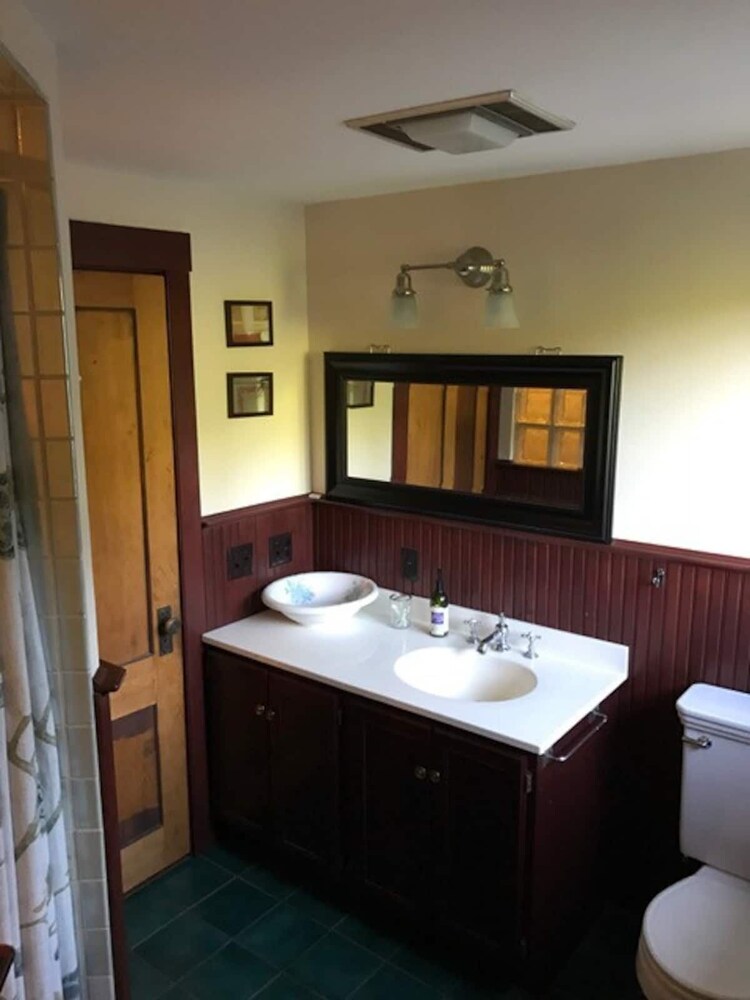 Amazing Country Getaway / Buckland Retreat House