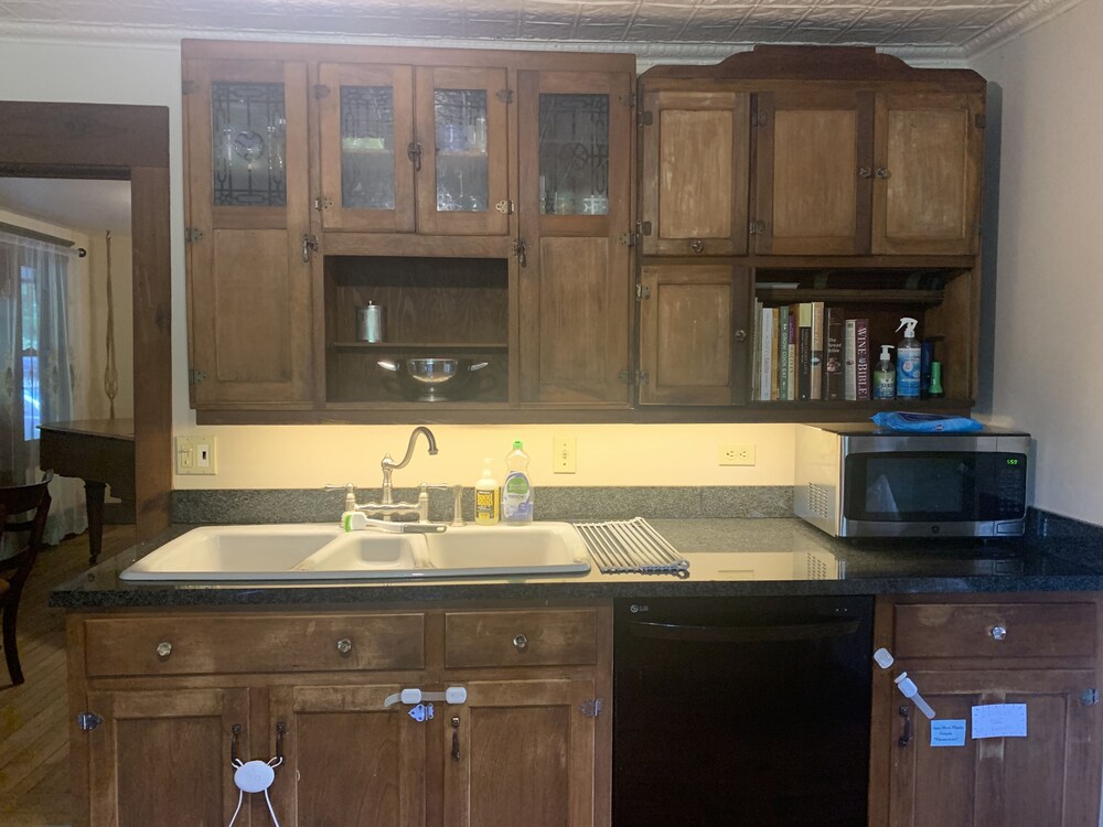 Amazing Country Getaway / Buckland Retreat House