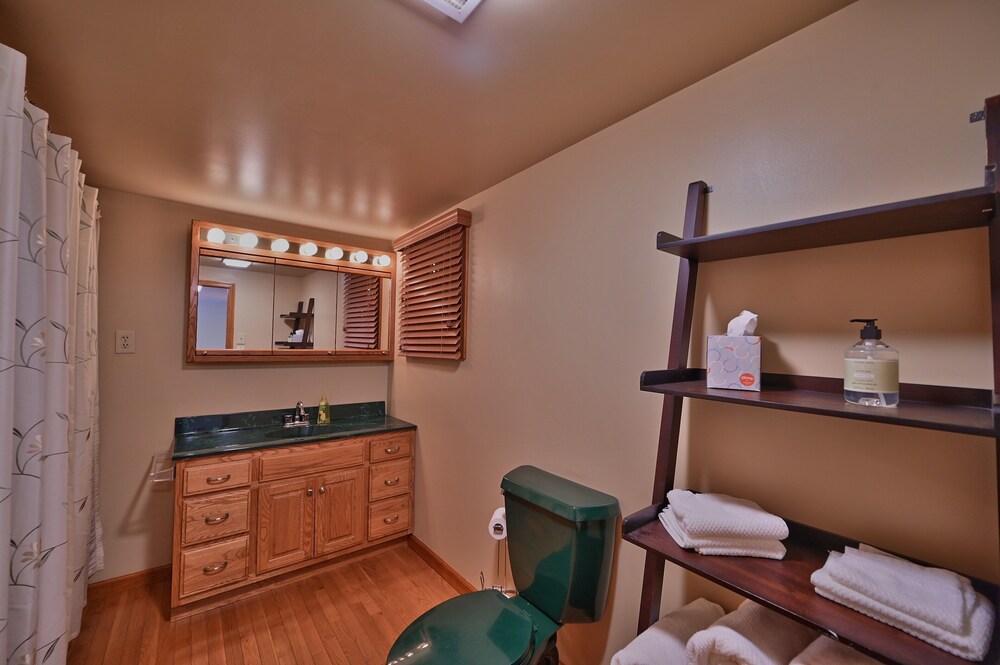 Lakefront Tranquility near Elk Mountain Lackawanna County Vrbo