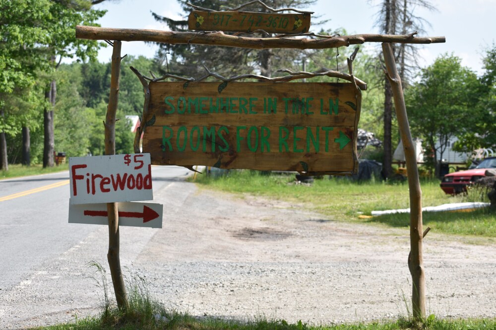 PL Motel Room 7 Located at the Heart of Promised Land State Park