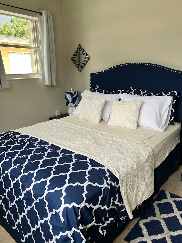 Beautiful Miami Villa near Hard Rock Stadium