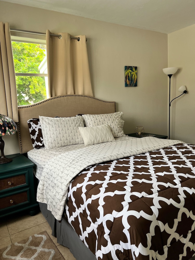 Beautiful Miami Villa near Hard Rock Stadium