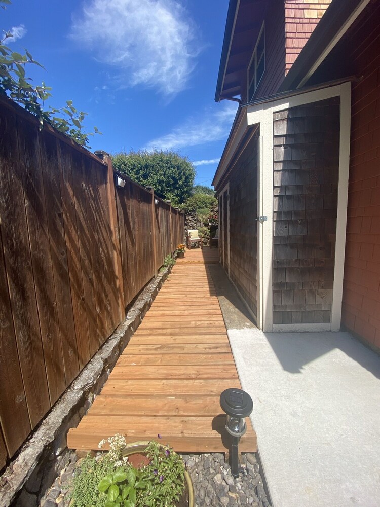 Downtown Camas Apartment in Camas Best Rates & Deals on Orbitz