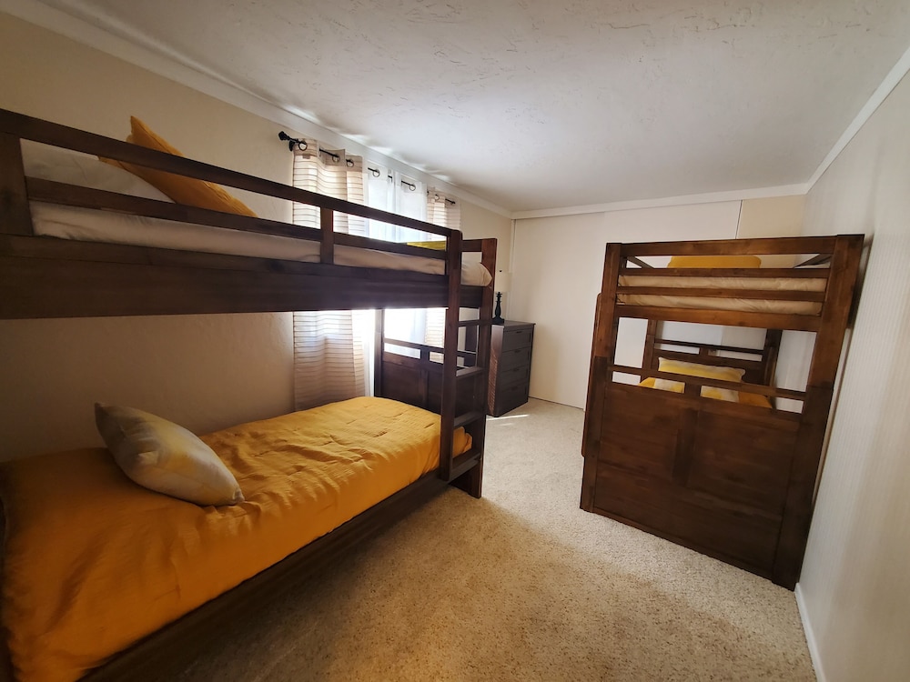 Woodland Pines Cabin Deals & Reviews (Pine Mountain Club, USA) Wotif