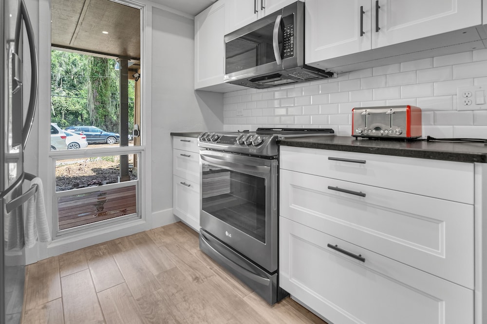 BRAND NEW Remodeled Home Close to EVERYTHING!!!