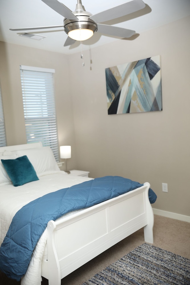 Super Cute Condo DownTown WS/Free Parking/Pets ok WinstonSalem Vrbo