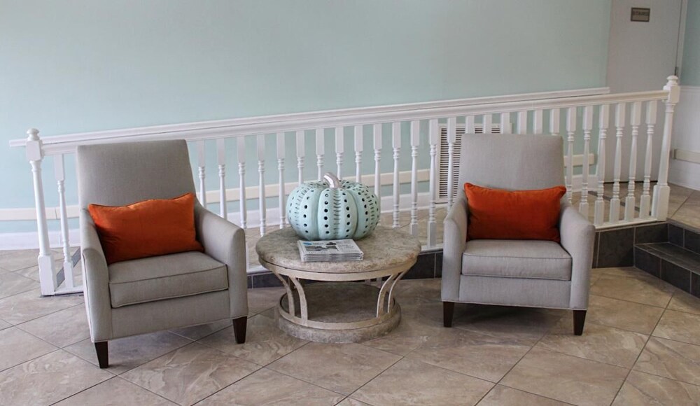 Dream Getaway! Unit w/Kitchen, Beach, Pool, Parking, Near Boardwalk