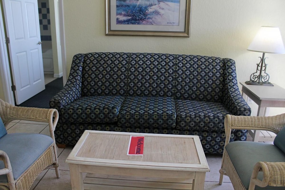 Dream Getaway! Unit w/Kitchen, Beach, Pool, Parking, Near Boardwalk