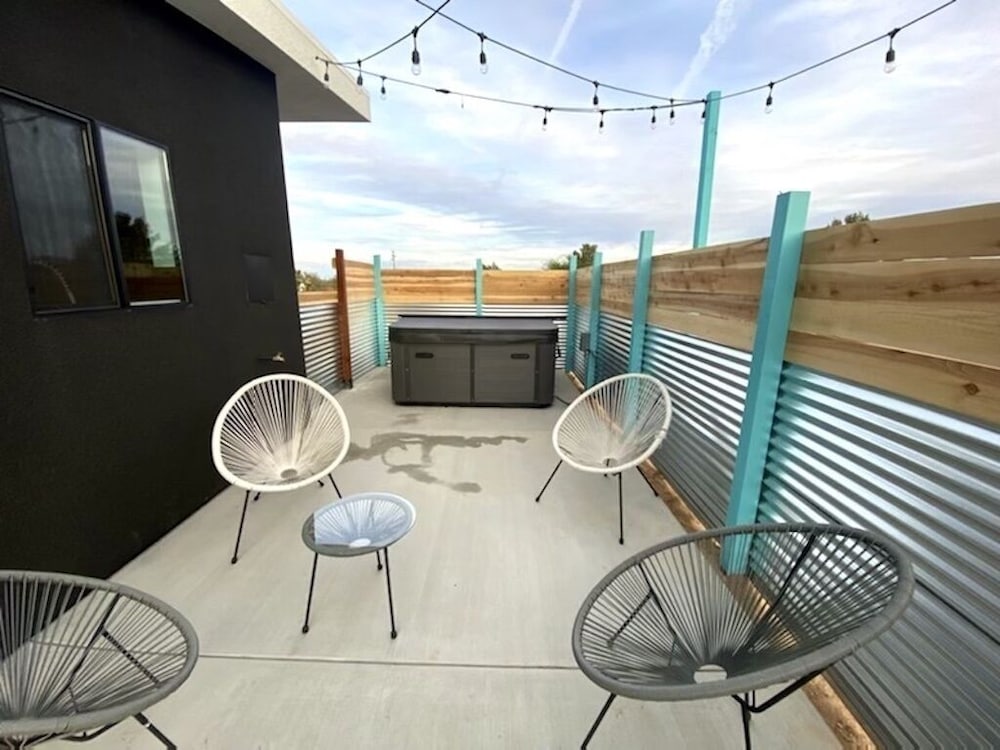 ❤Retro 90s Vibe+Firepit+Hammocks❤