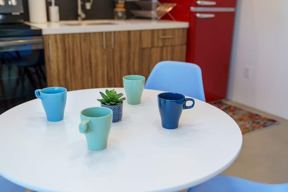 ❤Retro 90s Vibe+Firepit+Hammocks❤