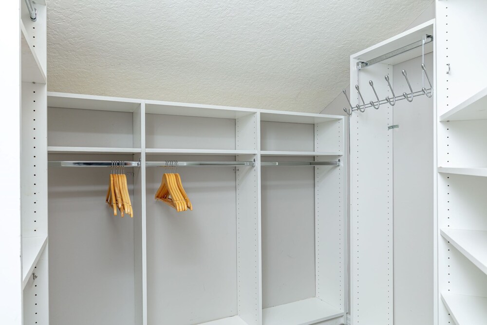 Stunning Contemporary Mansion in Plantation Acres Community