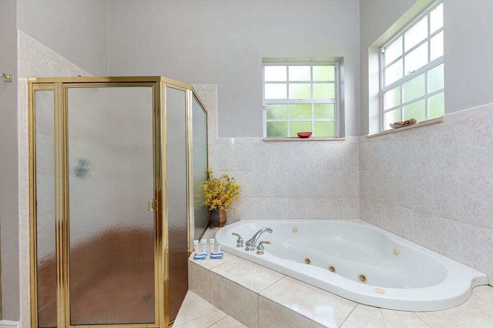 Stunning Contemporary Mansion in Plantation Acres Community