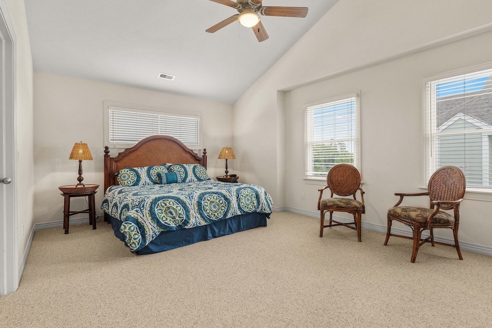 The Hidden Gem New Hot Tub, Private Pool, Currituck Club Amenities