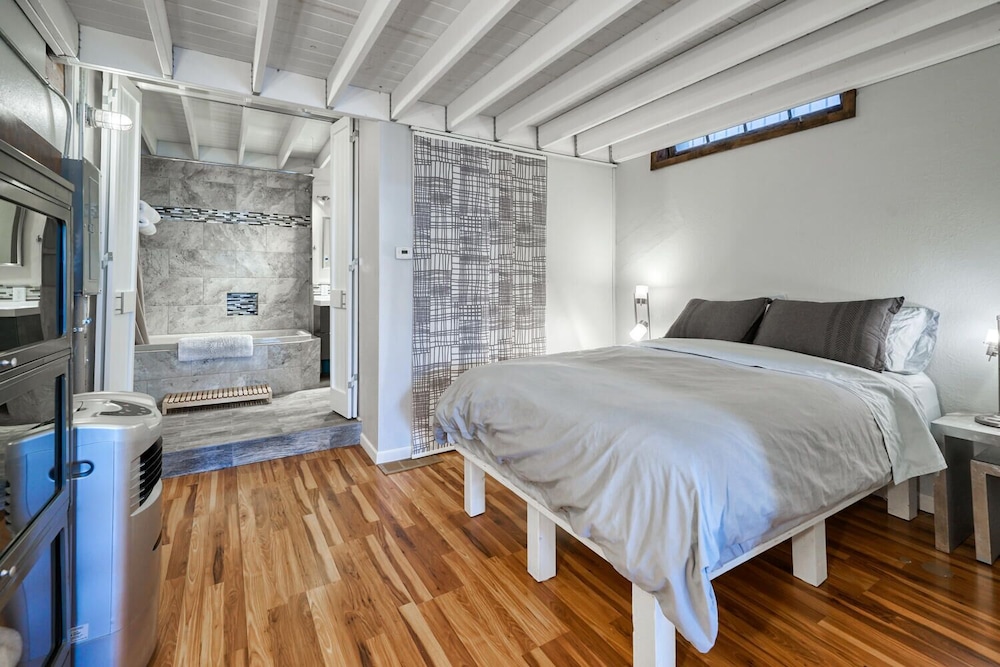 Dog Friendly Condo in Downtown Salida! Salida Vrbo