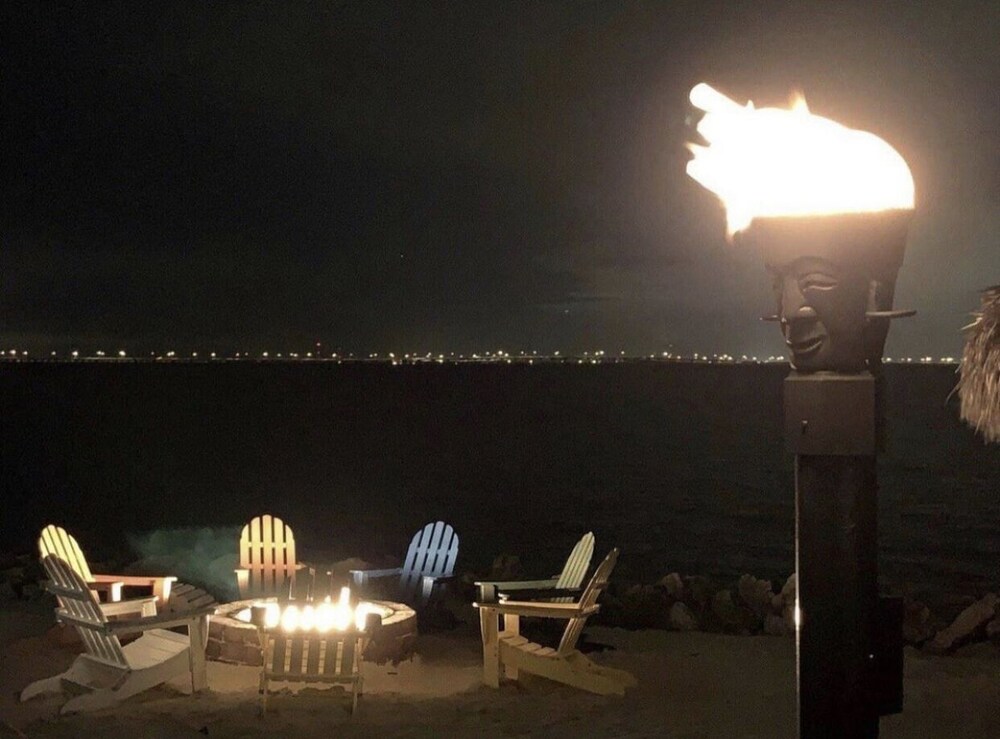 449- NEW LISTING! ☀️ Heated Pool! Water Views! 2 min to TPA Airport