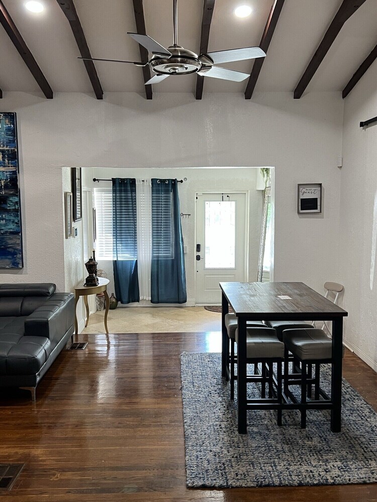 Luxury 4 bedroom 2 1/2 bath