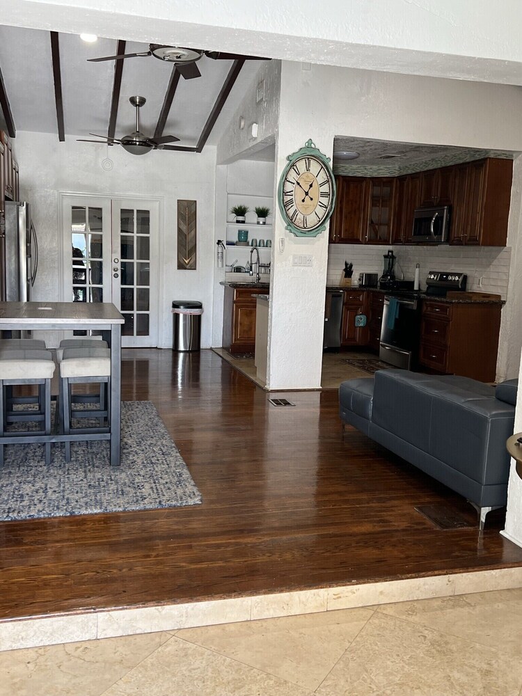 Luxury 4 bedroom 2 1/2 bath