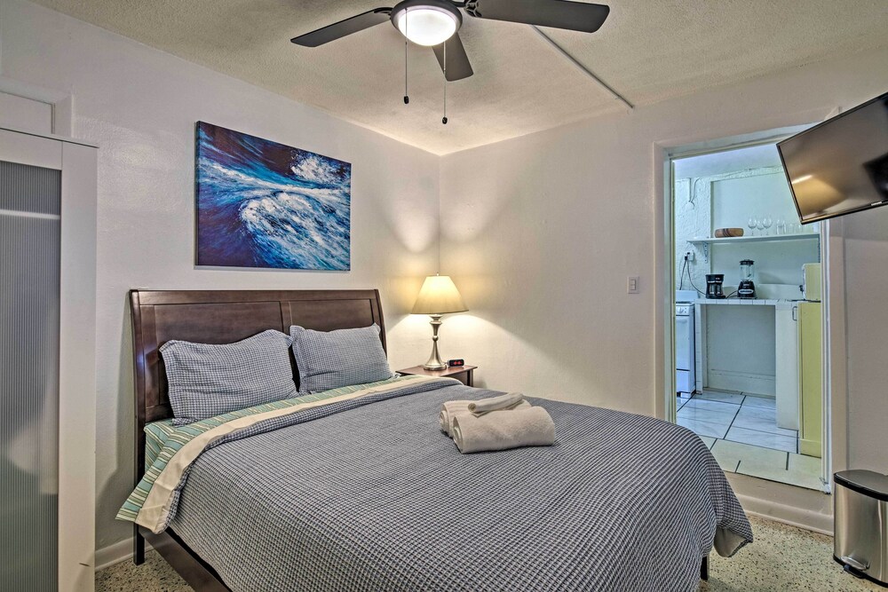 NEW! Studio for Couples - Walk to Brickell Avenue!