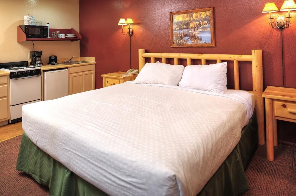 Scenic Landscape & Outdoor Recreation, Three Serene Units
