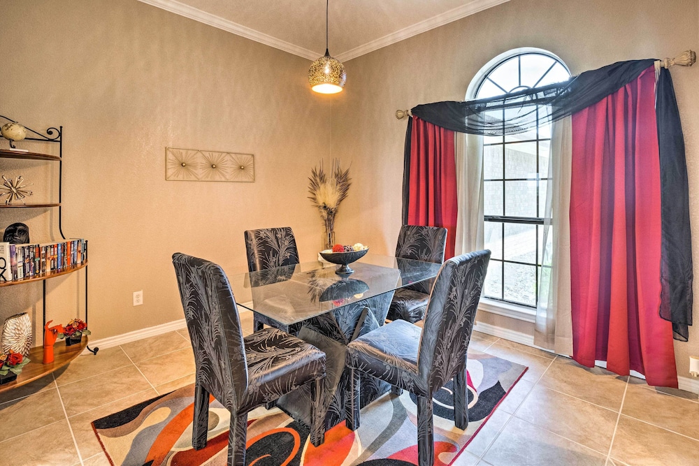 Spacious Killeen Home w/ Large Yard & Patio! Killeen Vrbo