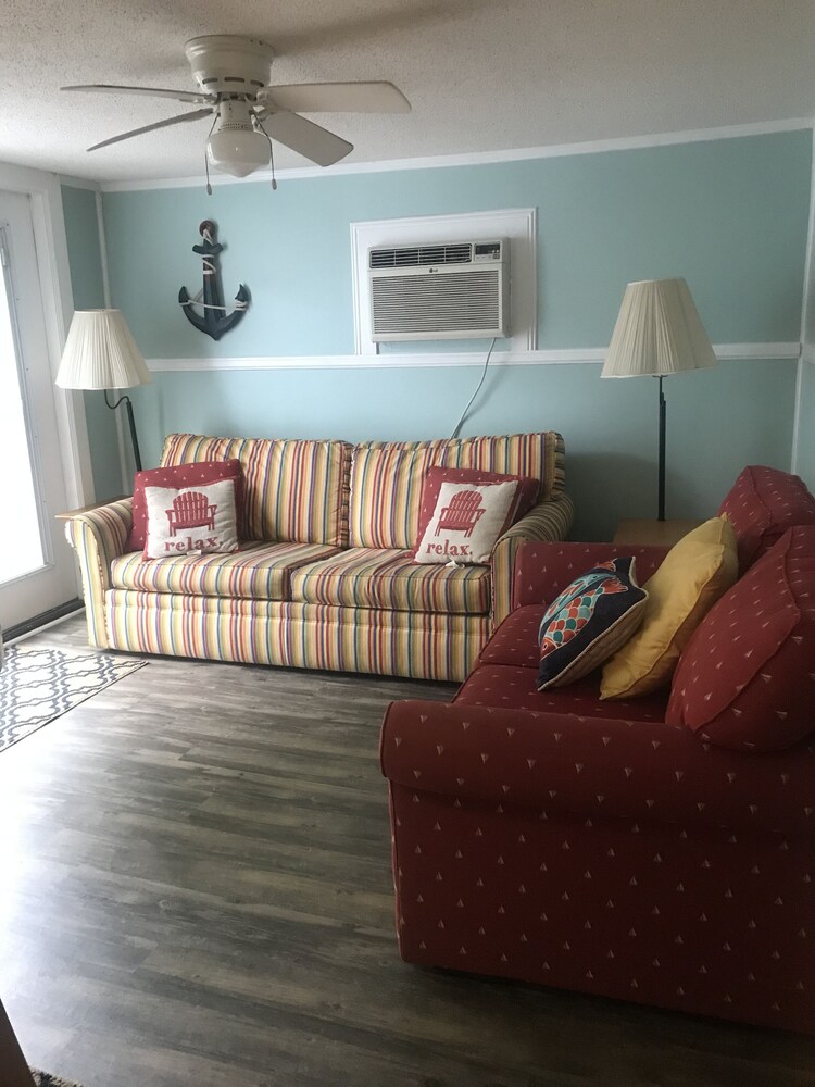 Cozy Ocean Lakes Rental. 