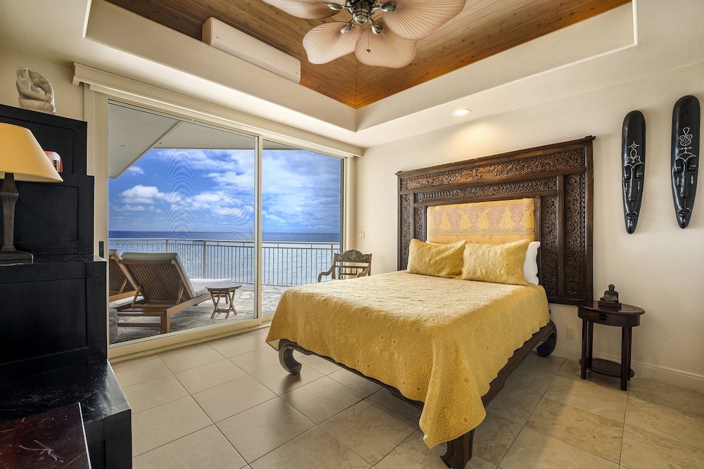 Oceanfront Getaway w/Stunning Views, AC, Lanai & Shared Pool: Ali'i Point #12