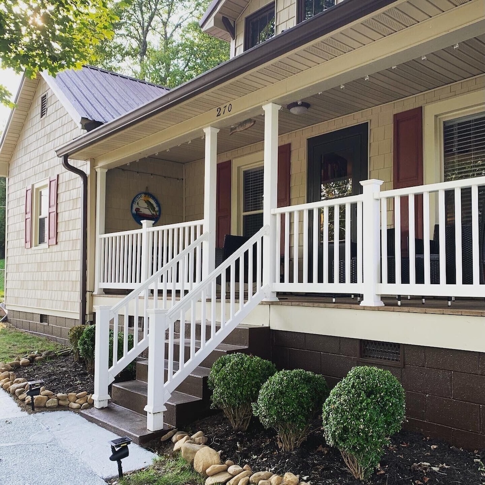 South Holston River Cottage