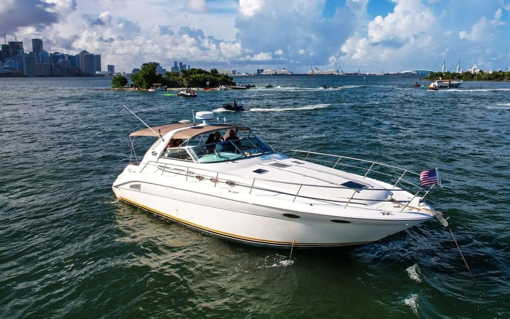 Wonderful day on the water (the boat is rental for hours 4-6-8) 