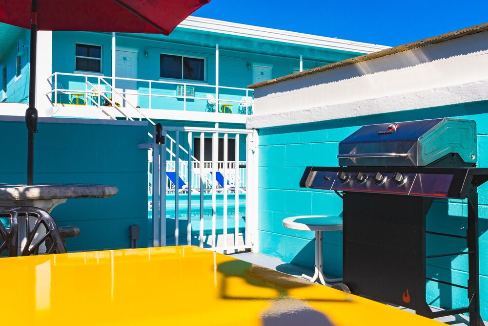 Sea Jay Motel & Marina