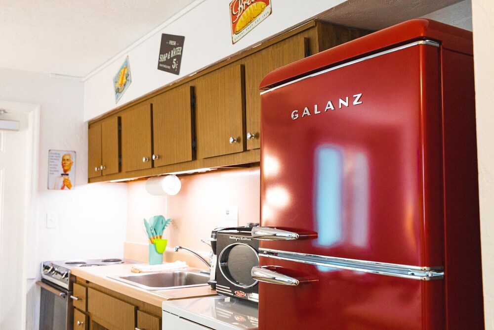 Sea Jay Motel & Marina