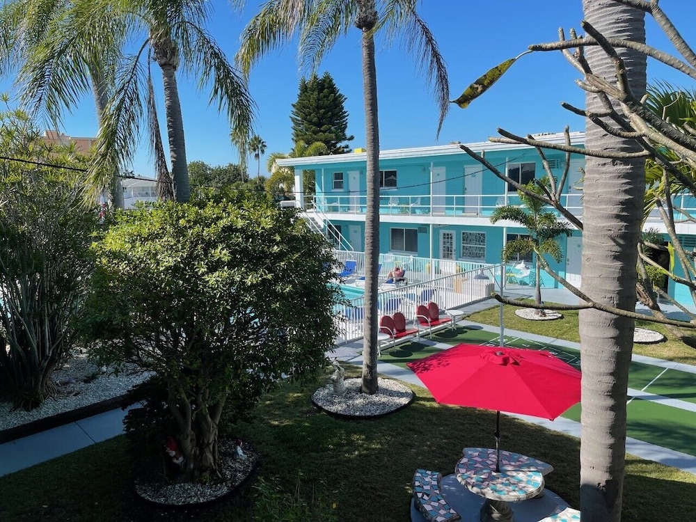 Sea Jay Motel & Marina