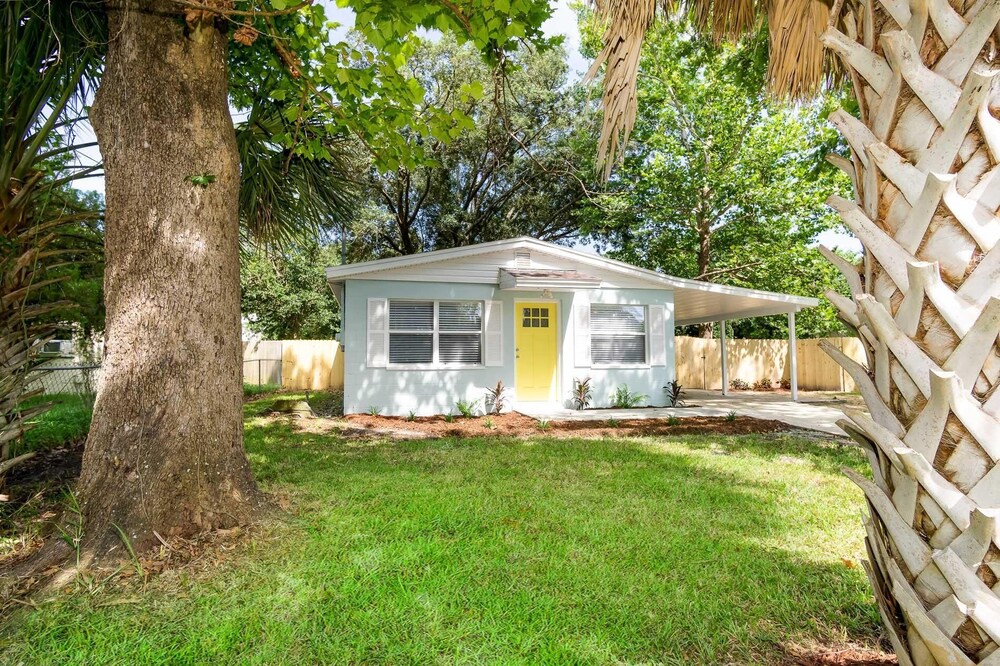 🌴Cozy 4 Bed Bungalow🌴ONLY 10 Min to Mayo Clinic