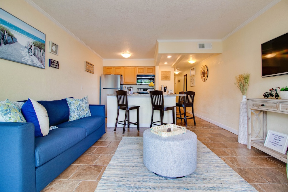 Waterfront condo with sunset views of Tampa Bay.