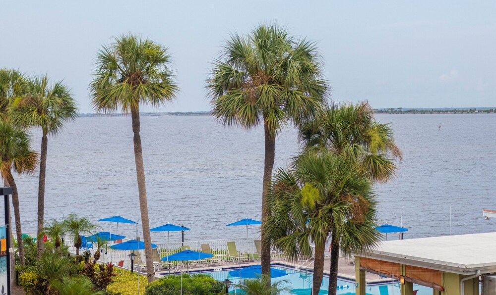 Waterfront condo with sunset views of Tampa Bay.