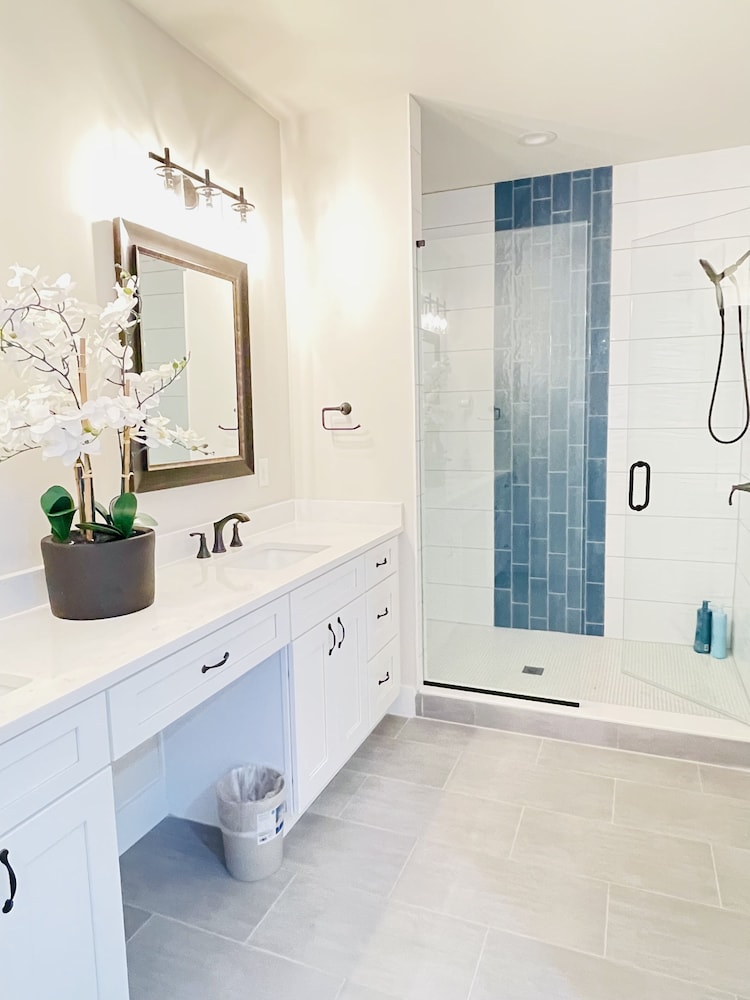 LUX Resort style spacious/Families&Professionals