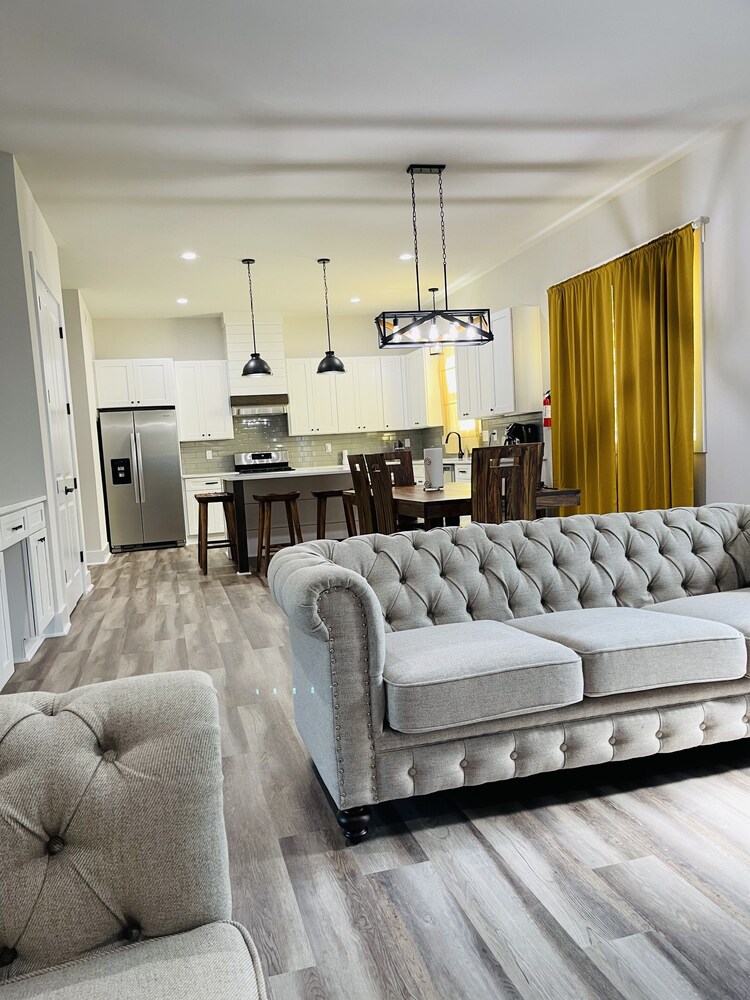 LUX Resort style spacious/Families&Professionals