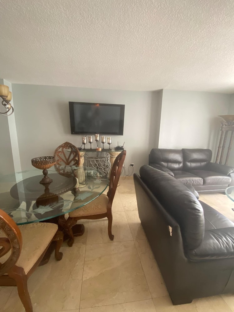 Stunning Views of Brickell Bay with easy to walk access to Downtown Miami