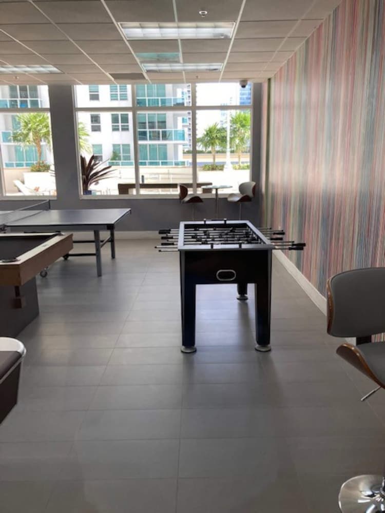 Stunning Views of Brickell Bay with easy to walk access to Downtown Miami