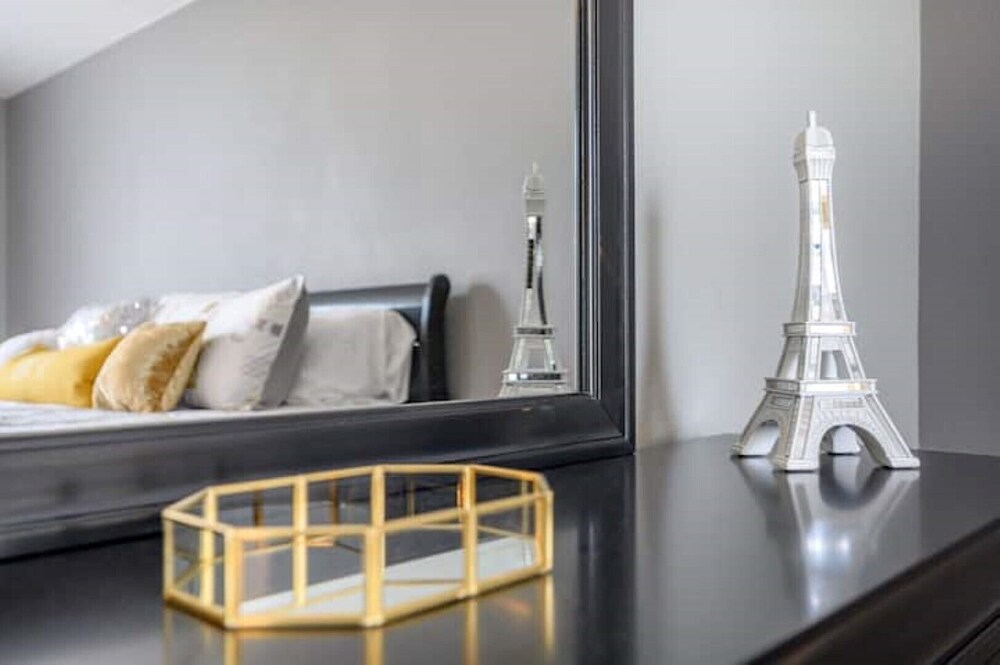 Beautiful Pool Home 19 Min From Las Vegas Strip!!!