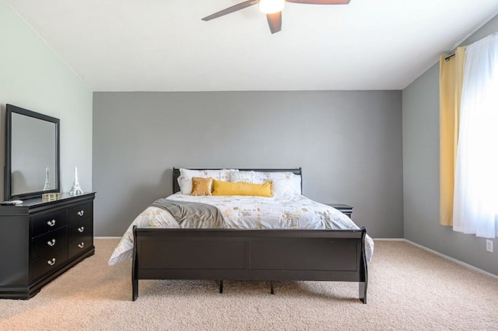 Beautiful Pool Home 19 Min From Las Vegas Strip!!!