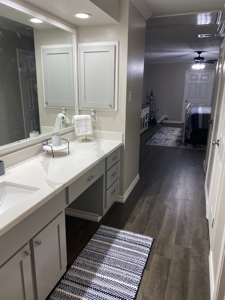 Enjoy a relaxing stay at Hillside Haven Nacogdoches Vrbo