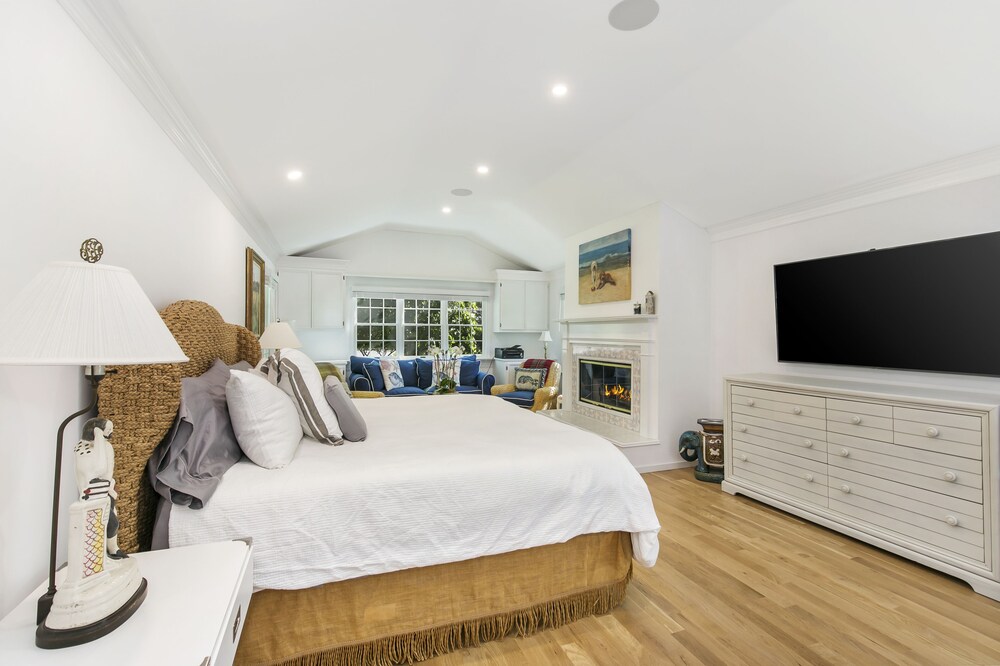 Westhampton Beach Stunning One Level Home Westhampton Beach Vrbo